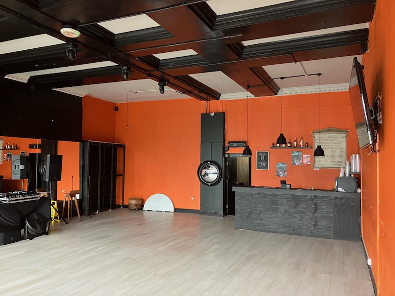 Orange Room E15