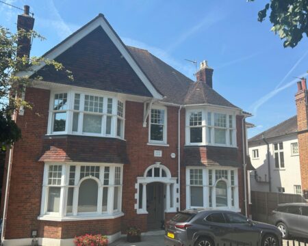 Buckhurst Hill IG9